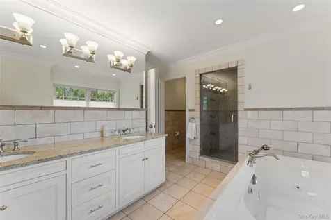 1 Cambridge Court New Rochelle NY 10804