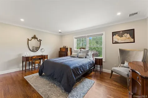 1 Cambridge Court New Rochelle NY 10804