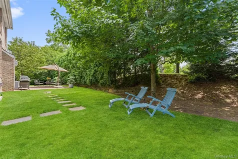 1 Cambridge Court New Rochelle NY 10804