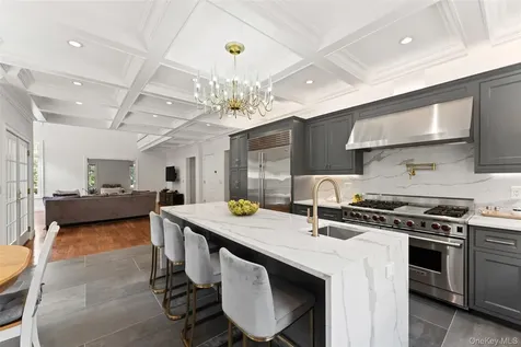 1 Cambridge Court New Rochelle NY 10804