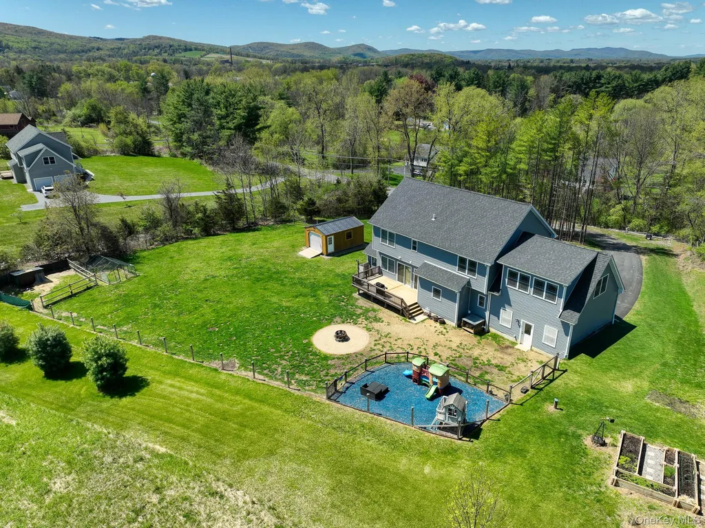 83 Lime Ridge Road Poughquag NY 12570
