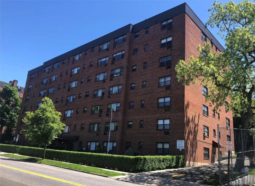 222 North Broadway Yonkers NY 10701
