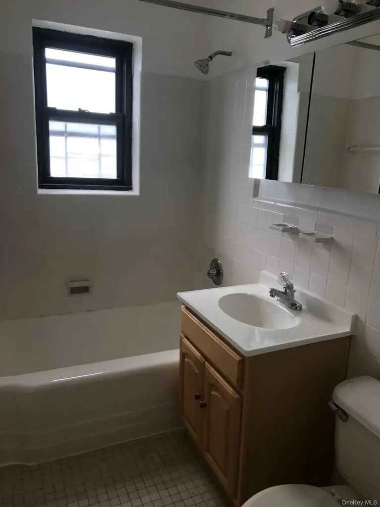 222 North Broadway Yonkers NY 10701