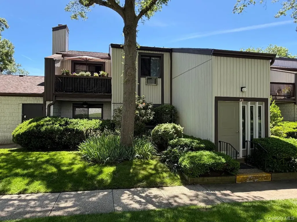 49 Richmond Boulevard Ronkonkoma NY 11779