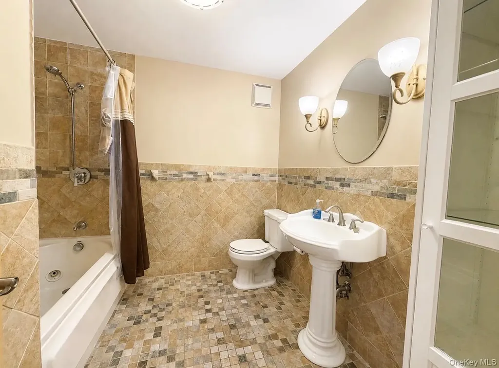 49 Richmond Boulevard Ronkonkoma NY 11779