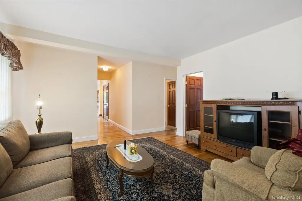 51 Grove Street Mount Kisco NY 10549