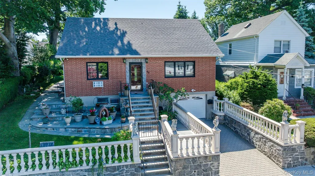 84 Ridgewood Avenue Yonkers NY 10704