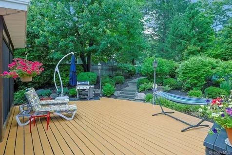 185 N Lincoln Street Pearl River NY 10965