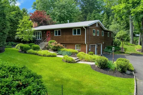 185 N Lincoln Street Pearl River NY 10965