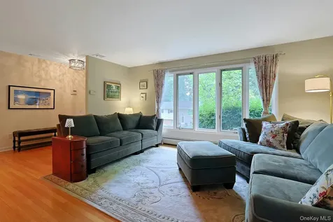 185 N Lincoln Street Pearl River NY 10965