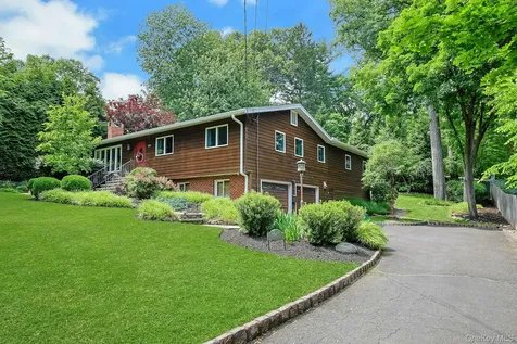 185 N Lincoln Street Pearl River NY 10965