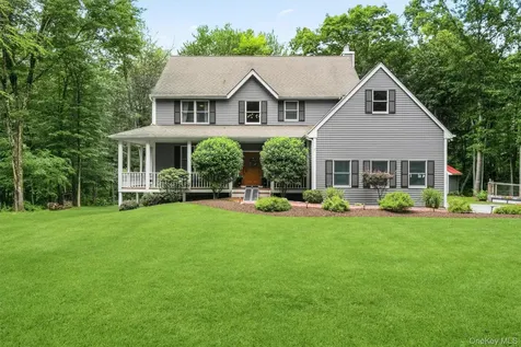 7 Mccann Drive Lagrangeville NY 12540