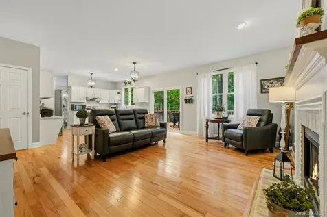 7 Mccann Drive Lagrangeville NY 12540