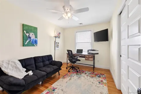 30 Milton Road Babylon NY 11702