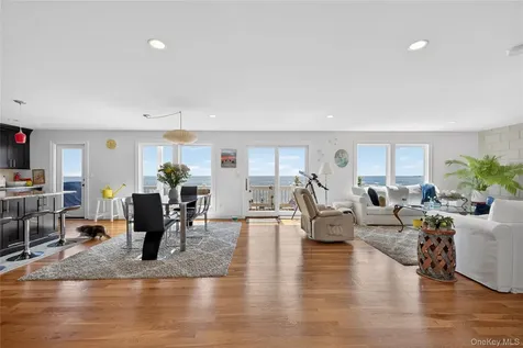 30 Milton Road Babylon NY 11702