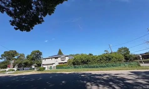 35 Grand Boulevard Massapequa Park NY 11762