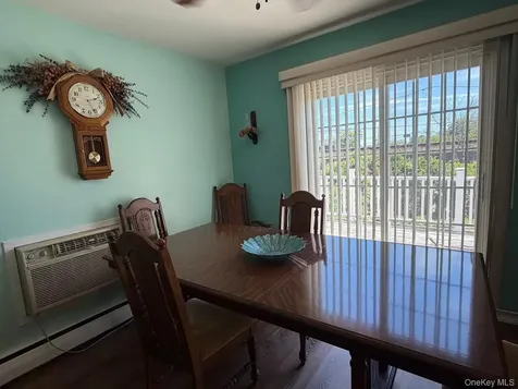 35 Grand Boulevard Massapequa Park NY 11762