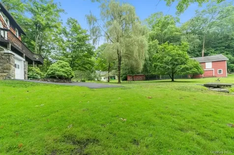 28 Inningwood Road Ossining NY 10562