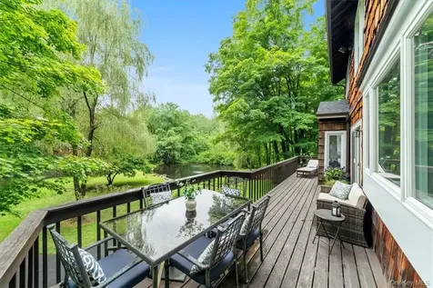 28 Inningwood Road Ossining NY 10562