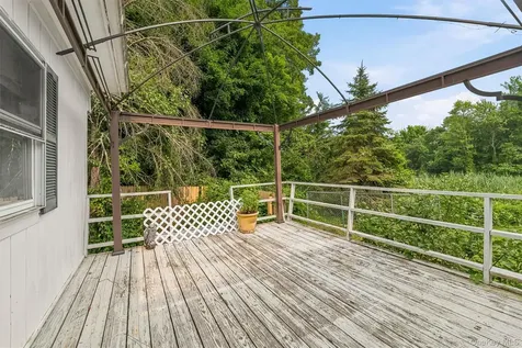 2296 Crompond Road Cortlandt Manor NY 10567