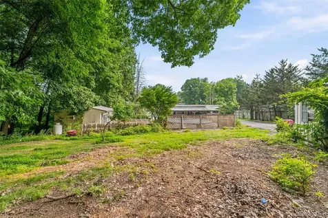 2296 Crompond Road Cortlandt Manor NY 10567