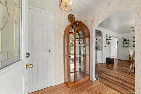 2296 Crompond Road Cortlandt Manor NY 10567