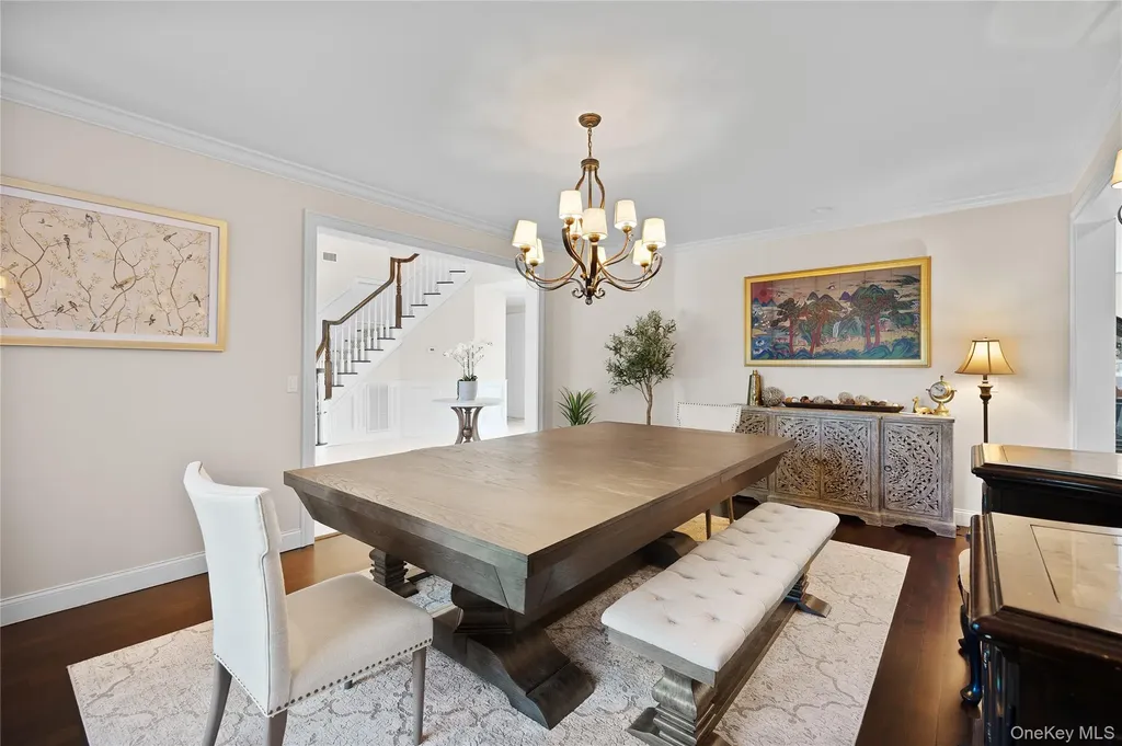 65 W Bayberry Road Islip NY 11751