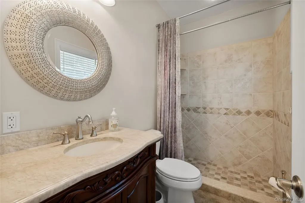 65 W Bayberry Road Islip NY 11751