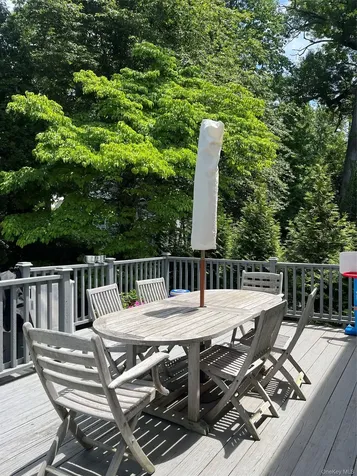 81 Woodlawn Avenue New Rochelle NY 10804