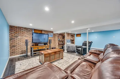 83 Strathmore Village Drive South Setauket NY 11720