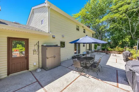 83 Strathmore Village Drive South Setauket NY 11720