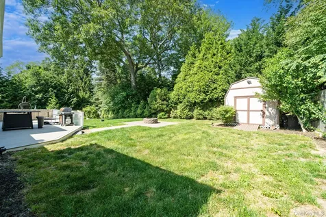 16 Valentine Road Shoreham NY 11786