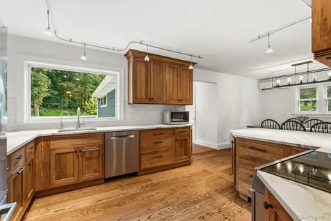 119 Mustato Road Katonah NY 10536