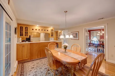 107 Moffat Road Washingtonville NY 10992