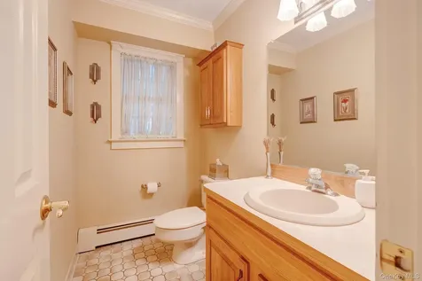 107 Moffat Road Washingtonville NY 10992