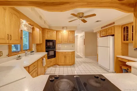 107 Moffat Road Washingtonville NY 10992