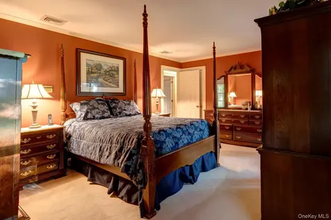 107 Moffat Road Washingtonville NY 10992