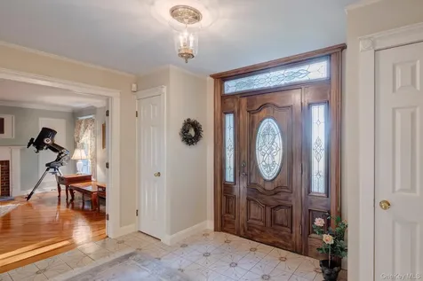 107 Moffat Road Washingtonville NY 10992