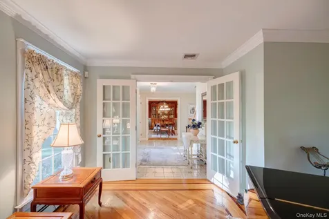 107 Moffat Road Washingtonville NY 10992