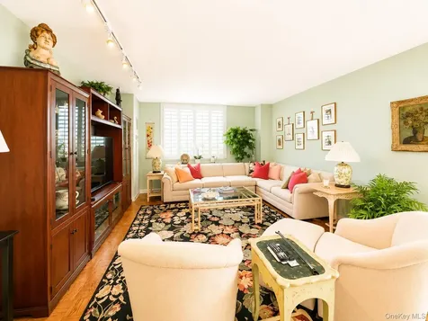 27110 Grand Central Parkway Floral Park NY 11005