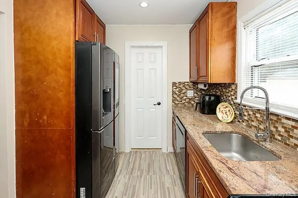 194 Holly Avenue Hempstead NY 11550