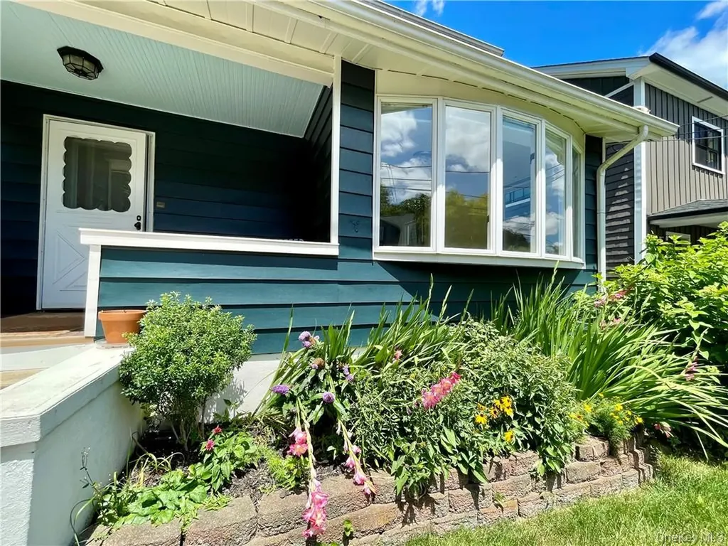 3 Elizabeth Place Nyack NY 10960