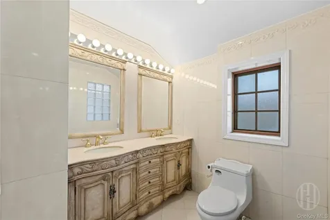 13035 126th Street South Ozone Park NY 11420