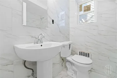 13035 126th Street South Ozone Park NY 11420