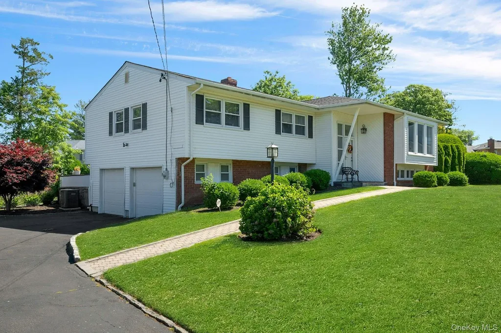 101 Windsor Oval New Rochelle NY 10805