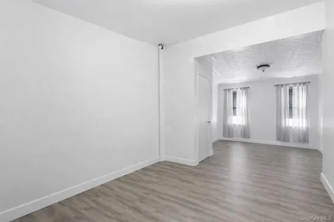 6089 54th Street Maspeth NY 11378
