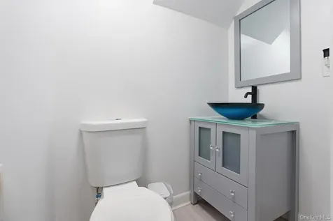 6089 54th Street Maspeth NY 11378