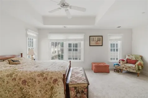 23 Mariners Walk Oyster Bay NY 11771