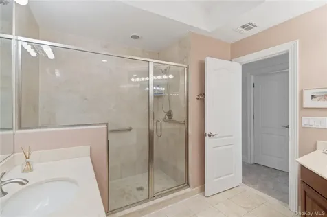 23 Mariners Walk Oyster Bay NY 11771