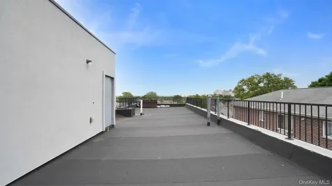 2424 Esplanade Avenue Bronx NY 10469